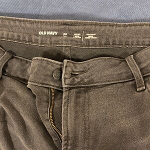 Old Navy high-rise women’s distressed grey/black wide leg jeans